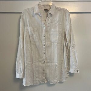 Chico's White Textured Cotton Long Sleeve Boyfriend Button Up Shirt Sz 2 M/L
